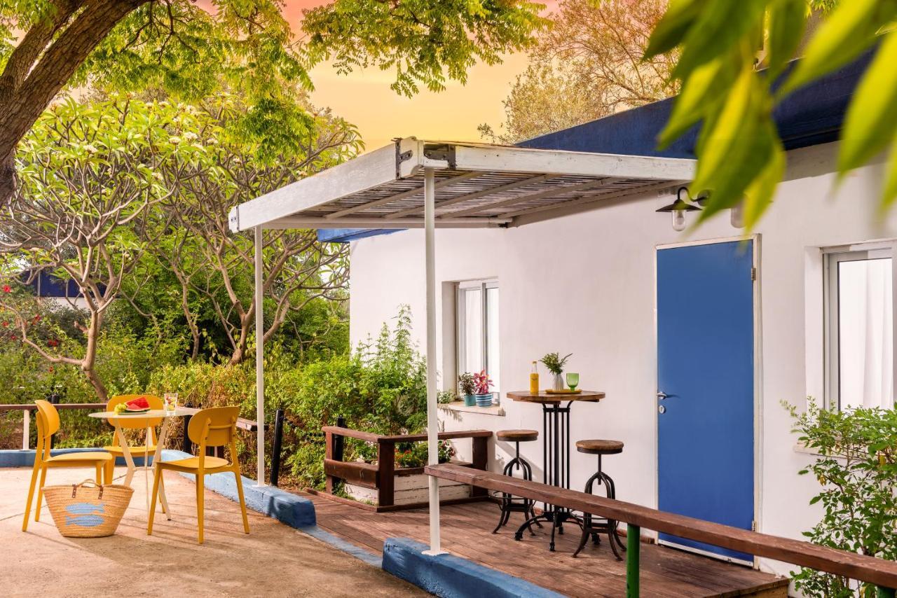Travel Hotel Gesher Haziv Luaran gambar